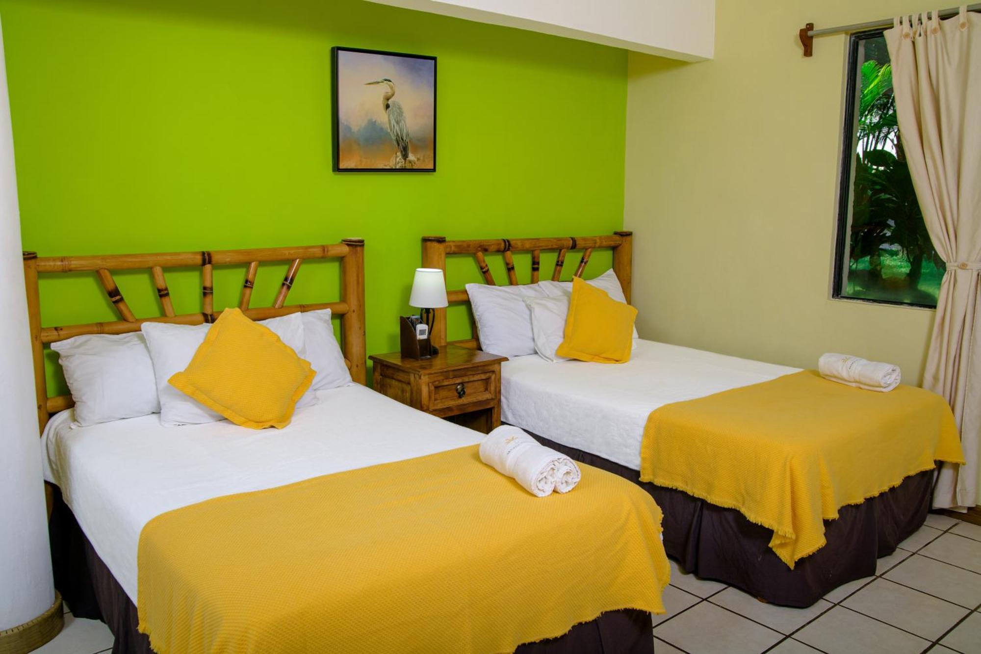 Banana Palms Hotel Rio Dulce Dış mekan fotoğraf