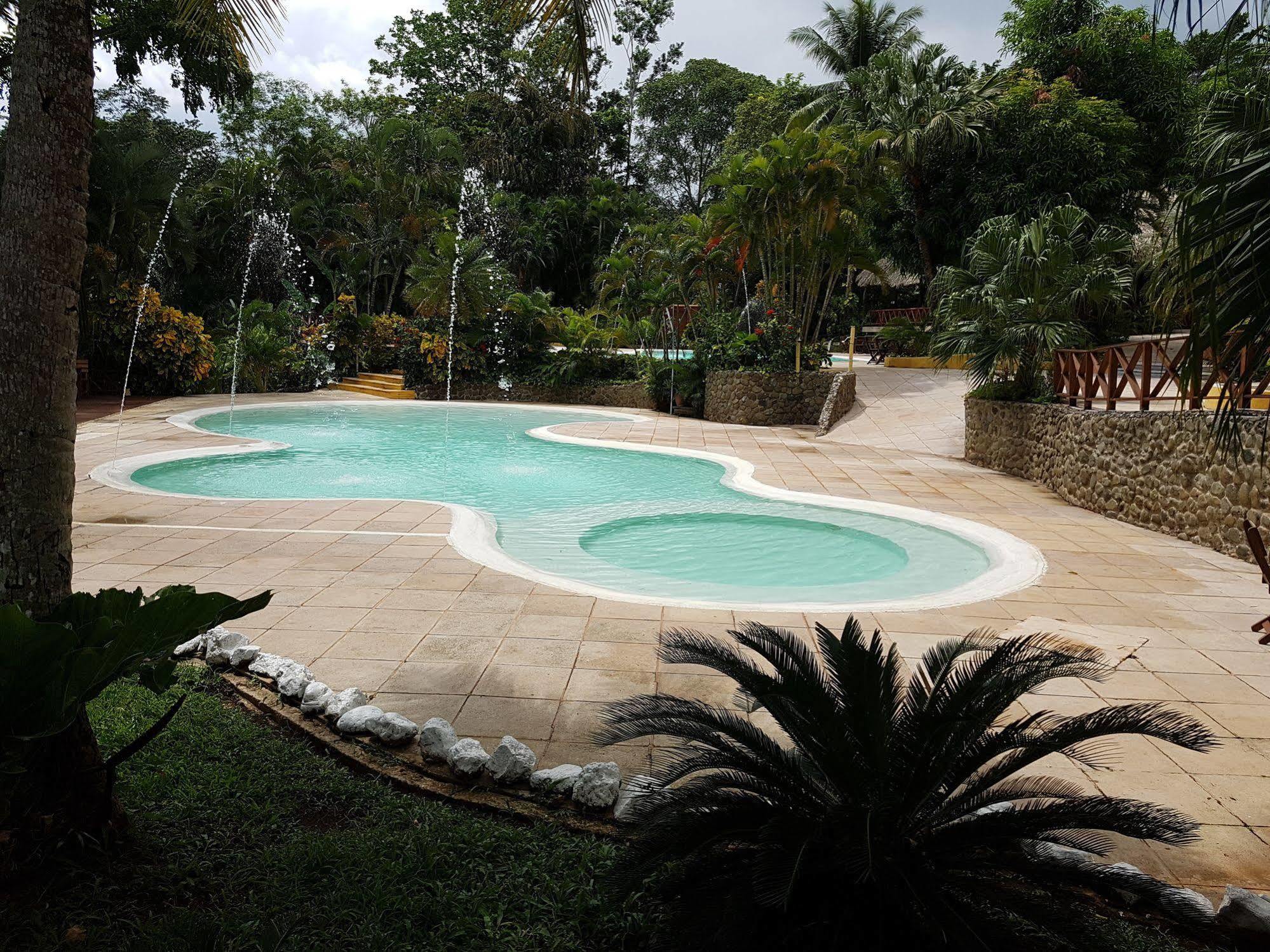 Banana Palms Hotel Rio Dulce Dış mekan fotoğraf